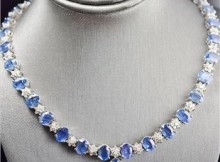 44.33 Carats t.w. Diamond and Sapphire Dinner Necklace 14K Gold 44.80 Grams, retail $16,800