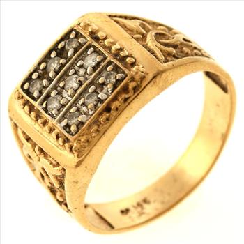 5.8 Gram 14kt Two-Tone Gold Ring With Diamond Accents