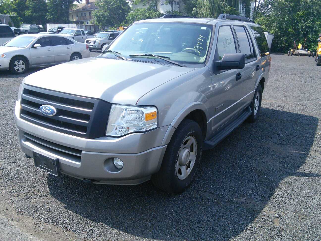 2008 Ford Expedition XLT, Valued at $10,575