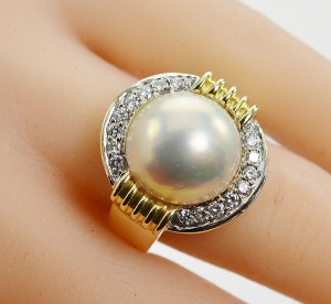 0.53ctw Diamond & Mabe Cultured Pearl Ring in 18K Gold, Retail $1,900